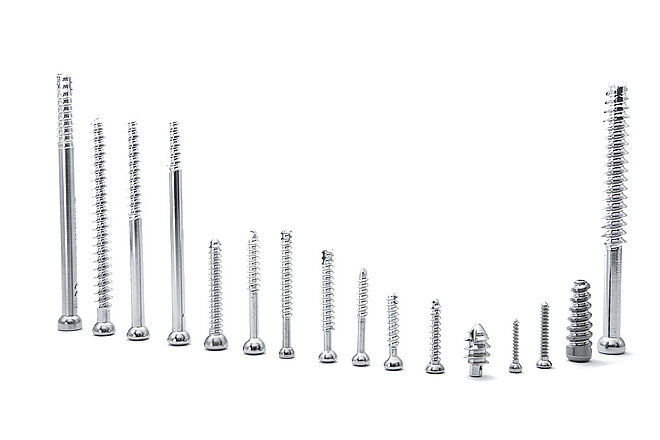 Bone screws - Workpieces for fixing implants in bone